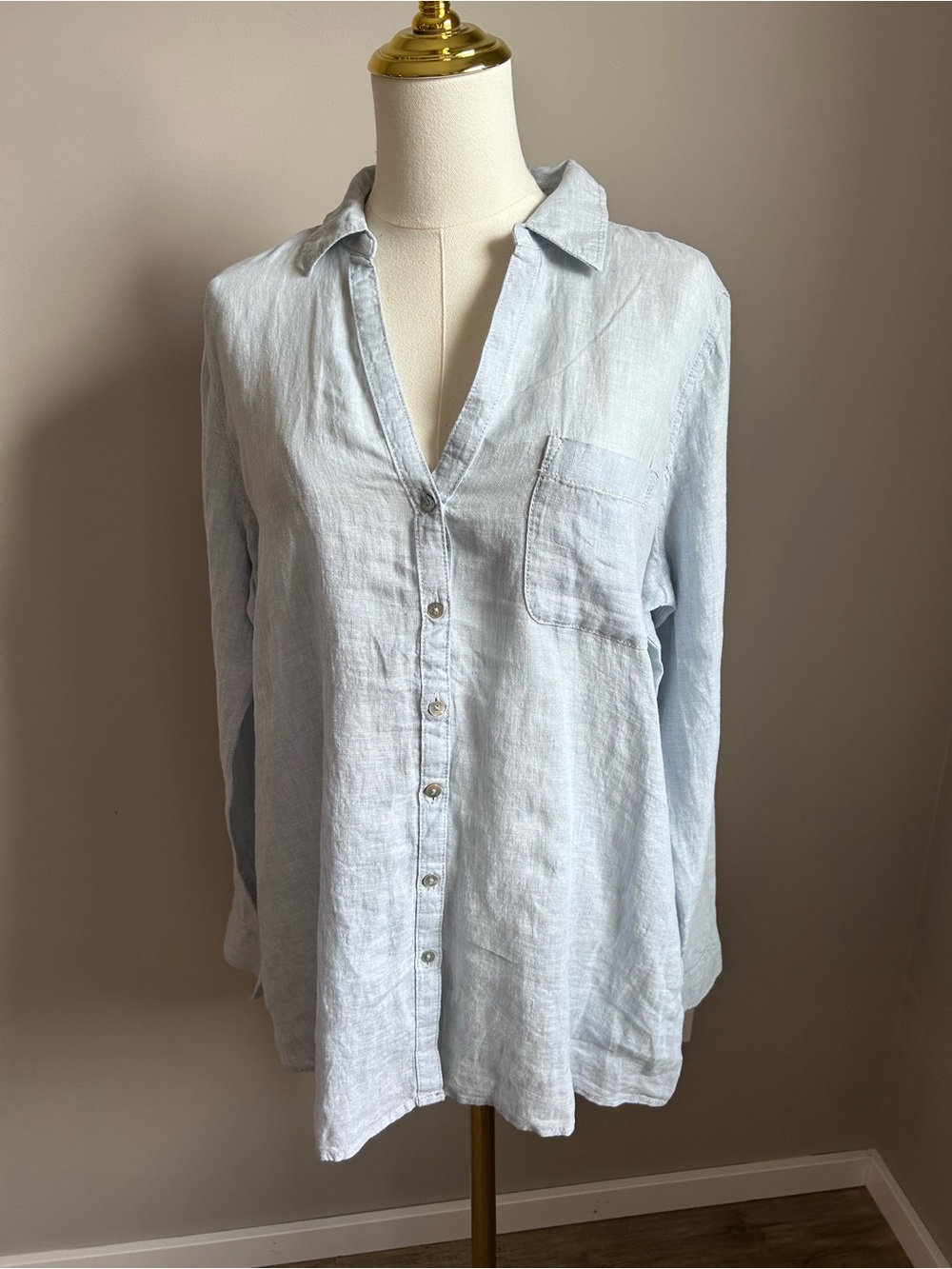 100% linen pale Light Blue Linen Button-Down Shirt Women's Relaxed Fit neutral